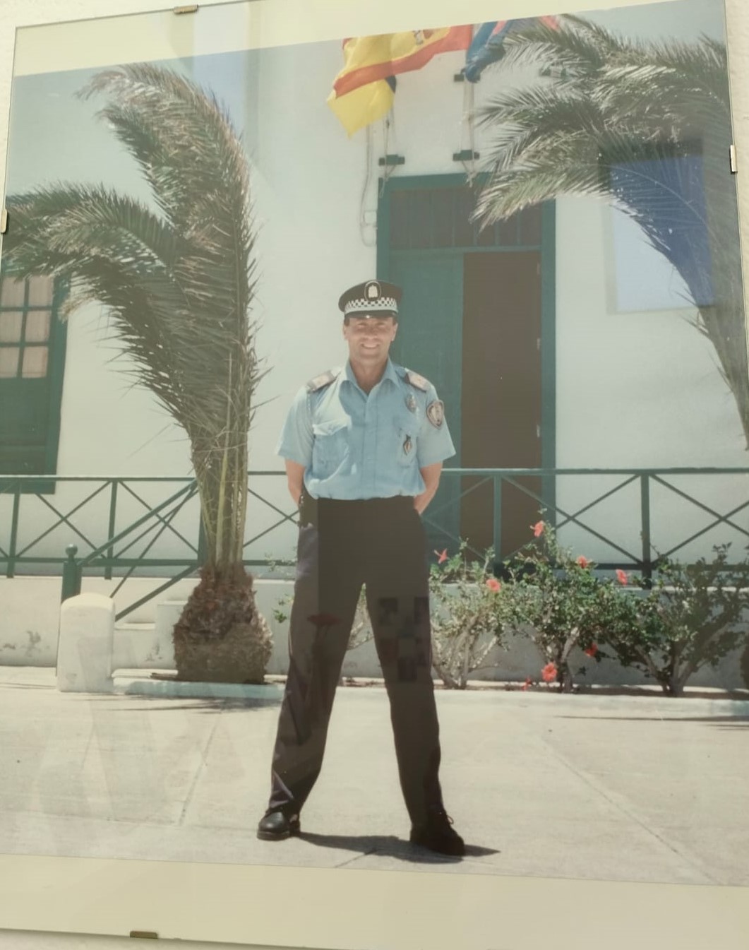 Pepe Barco como policía
